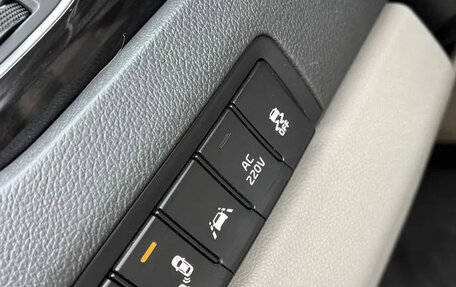 KIA Carnival III, 2018 год, 3 350 000 рублей, 2 фотография