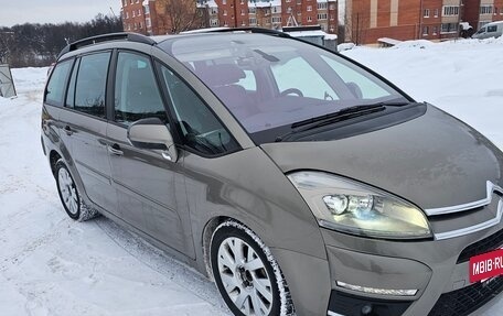 Citroen C4 Picasso II рестайлинг, 2011 год, 975 000 рублей, 2 фотография