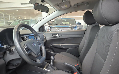 Hyundai Solaris II рестайлинг, 2019 год, 1 350 000 рублей, 20 фотография