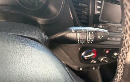 Hyundai Solaris II рестайлинг, 2017 год, 1 154 000 рублей, 22 фотография