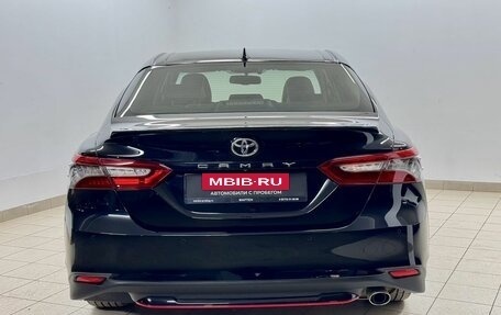 Toyota Camry, 2021 год, 3 605 000 рублей, 5 фотография