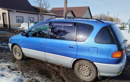 Toyota Picnic I, 1998 год, 475 000 рублей, 2 фотография
