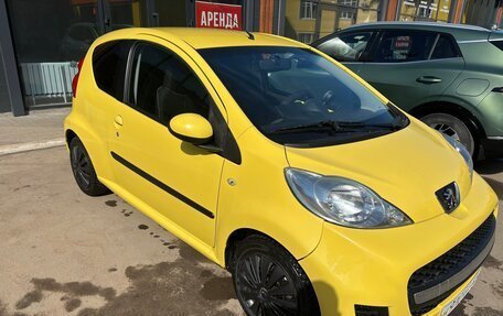 Peugeot 107 I рестайлинг, 2010 год, 410 000 рублей, 3 фотография