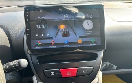 Peugeot 107 I рестайлинг, 2010 год, 410 000 рублей, 9 фотография