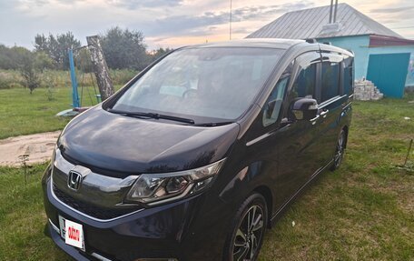 Honda Stepwgn IV, 2015 год, 2 100 000 рублей, 5 фотография