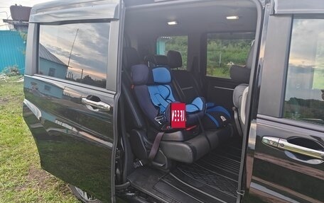 Honda Stepwgn IV, 2015 год, 2 100 000 рублей, 7 фотография