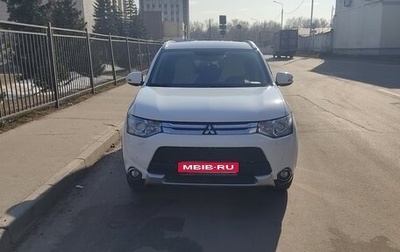 Mitsubishi Outlander III рестайлинг 3, 2014 год, 1 550 000 рублей, 1 фотография