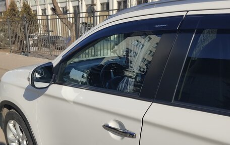 Mitsubishi Outlander III рестайлинг 3, 2014 год, 1 550 000 рублей, 8 фотография