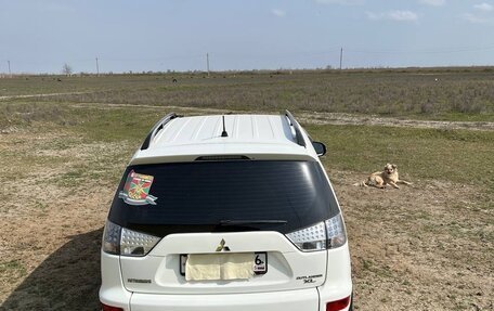 Mitsubishi Outlander III рестайлинг 3, 2011 год, 1 350 000 рублей, 7 фотография