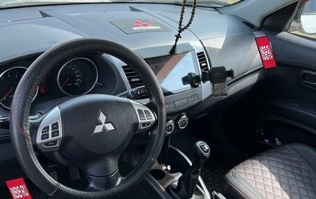 Mitsubishi Outlander III рестайлинг 3, 2011 год, 1 350 000 рублей, 3 фотография