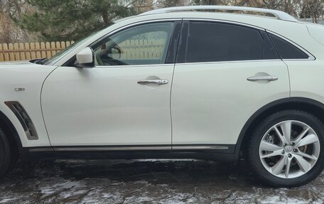 Infiniti QX70, 2013 год, 2 100 000 рублей, 9 фотография