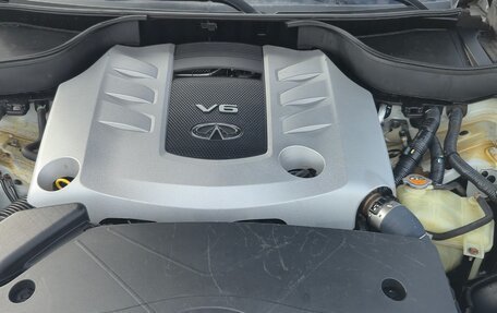 Infiniti QX70, 2013 год, 2 100 000 рублей, 7 фотография