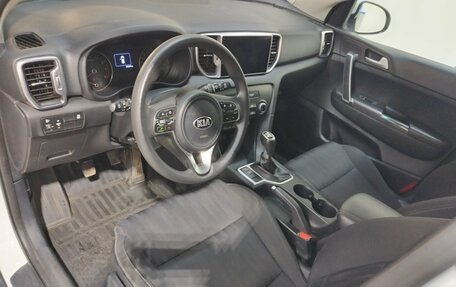 KIA Sportage IV рестайлинг, 2018 год, 1 630 000 рублей, 7 фотография