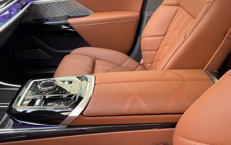 BMW 7 серия, 2025 год, 16 000 000 рублей, 6 фотография