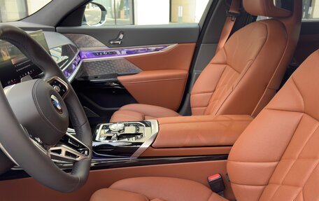 BMW 7 серия, 2025 год, 16 000 000 рублей, 5 фотография