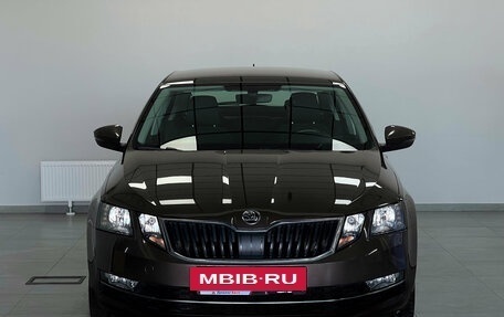 Skoda Octavia, 2017 год, 1 890 000 рублей, 2 фотография