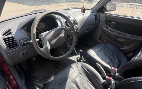 Hyundai Accent II, 2005 год, 300 000 рублей, 10 фотография