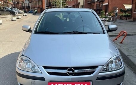 Opel Corsa C рестайлинг, 2004 год, 320 000 рублей, 1 фотография