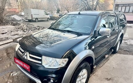 Mitsubishi L200 IV рестайлинг, 2014 год, 1 490 000 рублей, 1 фотография