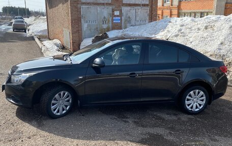 Chevrolet Cruze II, 2011 год, 680 000 рублей, 3 фотография