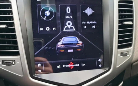 Chevrolet Cruze II, 2011 год, 680 000 рублей, 6 фотография