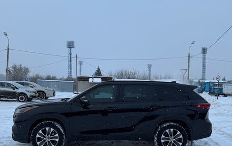 Toyota Highlander, 2022 год, 4 600 000 рублей, 8 фотография