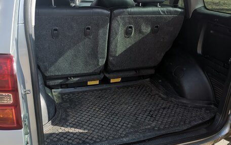 Toyota RAV4, 2004 год, 930 000 рублей, 11 фотография