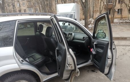 Toyota RAV4, 2004 год, 930 000 рублей, 9 фотография