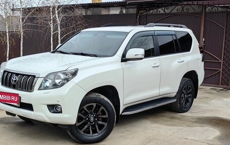 Toyota Land Cruiser Prado 150 рестайлинг 2, 2012 год, 3 000 000 рублей, 4 фотография