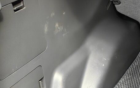 Toyota Land Cruiser Prado 150 рестайлинг 2, 2012 год, 3 000 000 рублей, 15 фотография