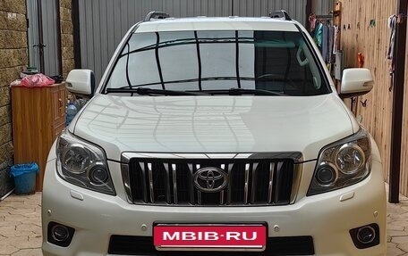 Toyota Land Cruiser Prado 150 рестайлинг 2, 2012 год, 3 000 000 рублей, 24 фотография