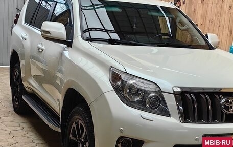 Toyota Land Cruiser Prado 150 рестайлинг 2, 2012 год, 3 000 000 рублей, 23 фотография