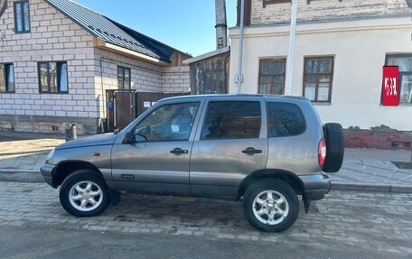 Chevrolet Niva I рестайлинг, 2004 год, 340 000 рублей, 6 фотография