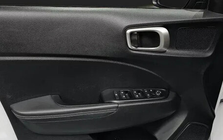 Hyundai Venue I, 2021 год, 1 350 002 рублей, 7 фотография