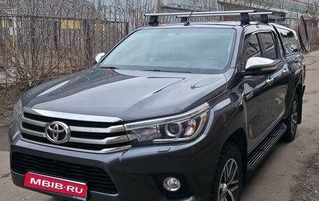 Toyota Hilux VIII, 2015 год, 3 500 000 рублей, 1 фотография