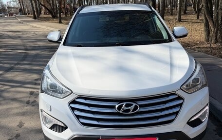 Hyundai Santa Fe III рестайлинг, 2015 год, 2 000 000 рублей, 1 фотография