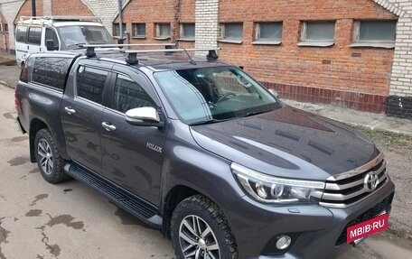 Toyota Hilux VIII, 2015 год, 3 500 000 рублей, 11 фотография