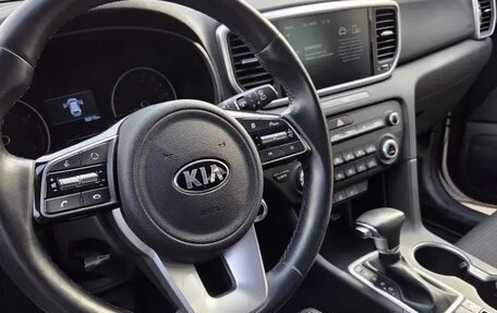 KIA Sportage IV рестайлинг, 2021 год, 2 730 000 рублей, 11 фотография