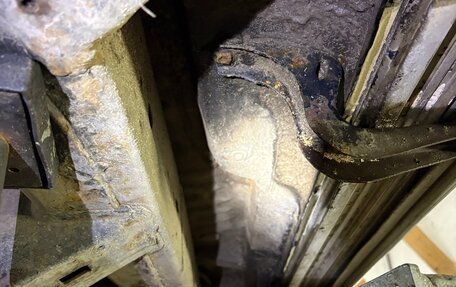 Toyota Land Cruiser Prado 120 рестайлинг, 2009 год, 2 350 000 рублей, 17 фотография