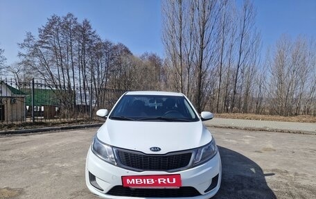 KIA Rio III рестайлинг, 2014 год, 930 000 рублей, 2 фотография