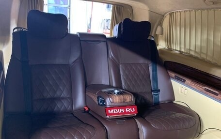 Mercedes-Benz V-Класс, 2017 год, 6 500 000 рублей, 4 фотография