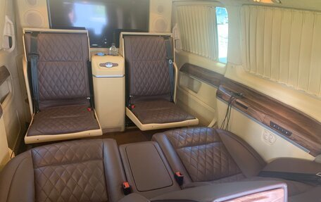 Mercedes-Benz V-Класс, 2017 год, 6 500 000 рублей, 7 фотография