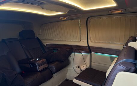 Mercedes-Benz V-Класс, 2017 год, 6 500 000 рублей, 14 фотография