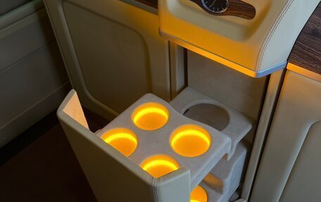 Mercedes-Benz V-Класс, 2017 год, 6 500 000 рублей, 12 фотография