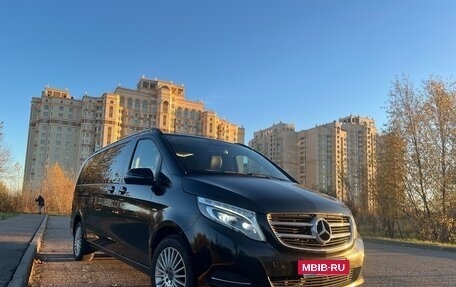 Mercedes-Benz V-Класс, 2017 год, 6 500 000 рублей, 17 фотография