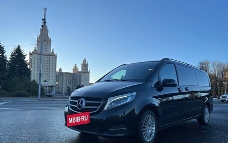 Mercedes-Benz V-Класс, 2017 год, 6 500 000 рублей, 18 фотография