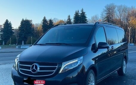 Mercedes-Benz V-Класс, 2017 год, 6 500 000 рублей, 9 фотография