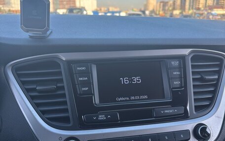 Hyundai Solaris II рестайлинг, 2018 год, 1 150 000 рублей, 7 фотография