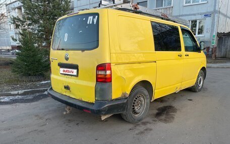 Volkswagen Transporter T5 рестайлинг, 2006 год, 560 000 рублей, 3 фотография