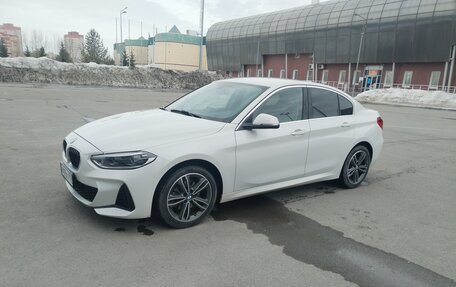 BMW 1 серия, 2022 год, 2 690 000 рублей, 2 фотография